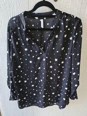 Live 4 Truth Black Star-Print V-Neck Blouse